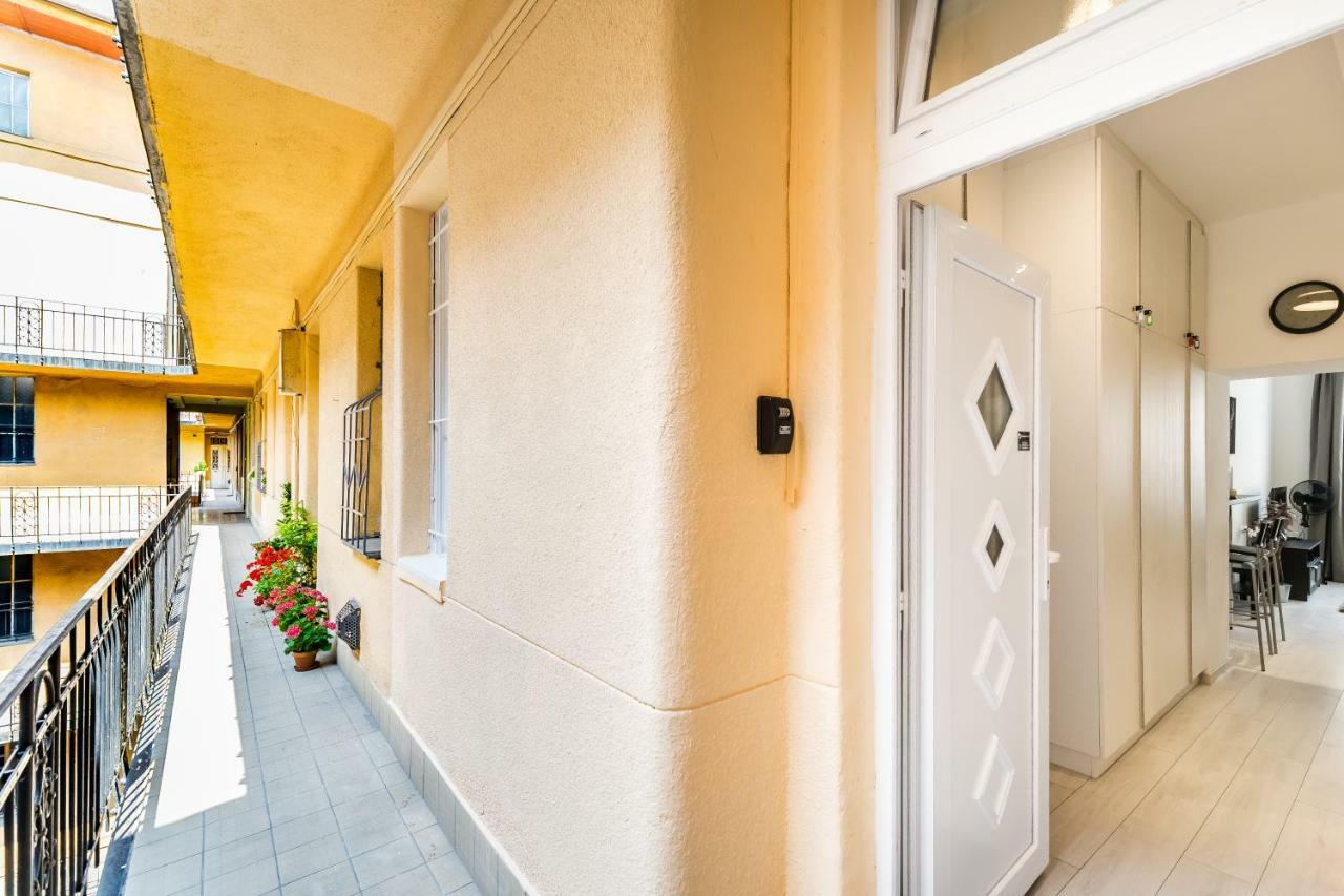 Fleur Creme Apartment Budapest Ngoại thất bức ảnh