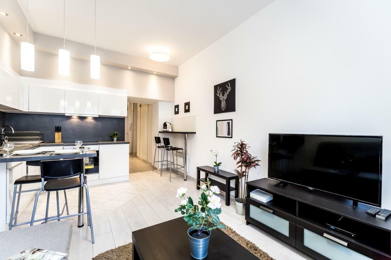 Fleur Creme Apartment Budapest Ngoại thất bức ảnh